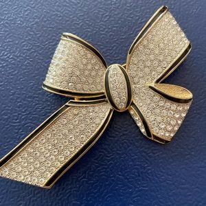 Vintage 90’s pavé crystal and enamel Bow Brooch